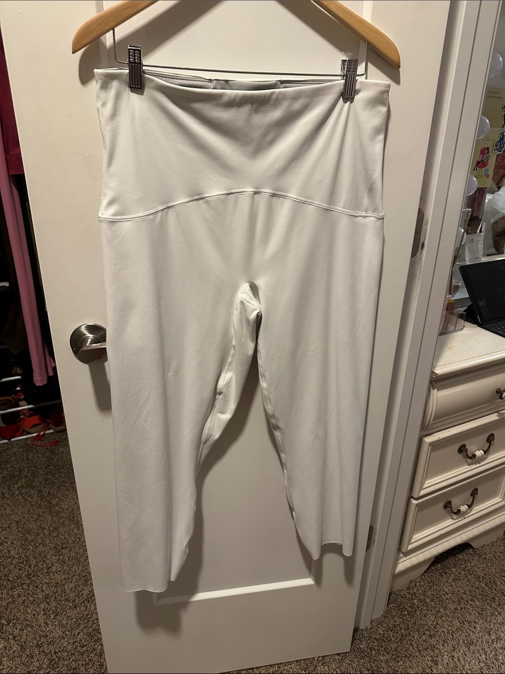 NWOT SPANX Booty Boost White Leggings
